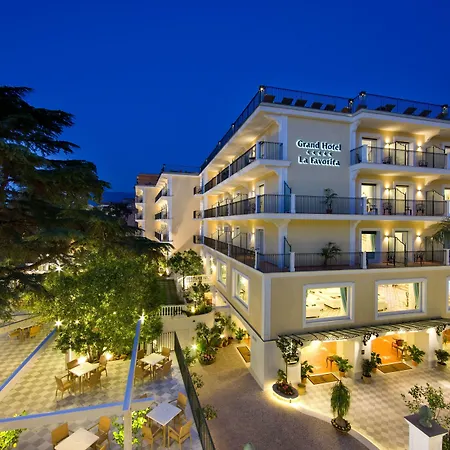 Hotel Grand La Favorita