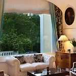 Grand La Favorita Hotel