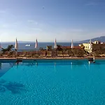 Grand La Favorita Sorrento
