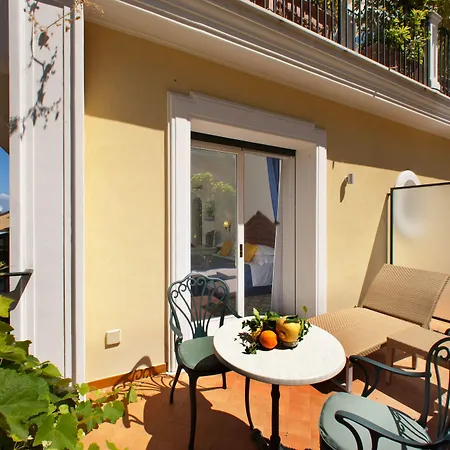 Grand La Favorita Hotel 5*