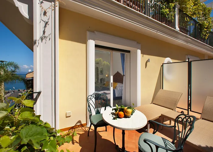 Grand La Favorita Otel 5*