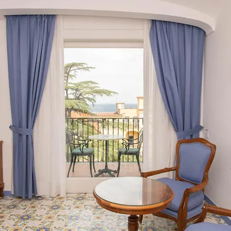 Grand La Favorita Sorrento