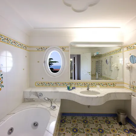 Hotel Grand La Favorita
