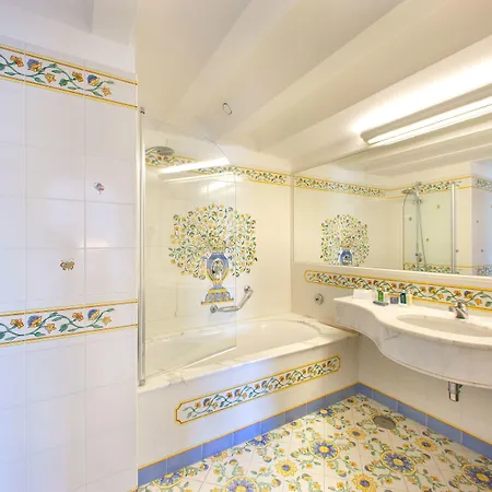 Hotel Grand La Favorita 5*