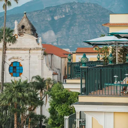 Hotel Grand La Favorita
