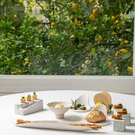 Grand La Favorita Hotel