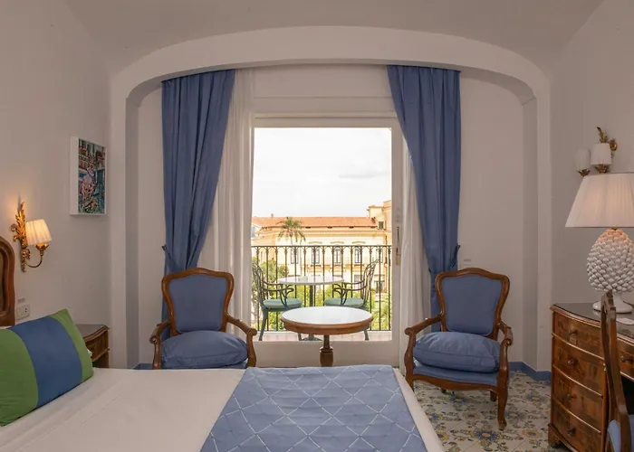 Grand La Favorita 5*