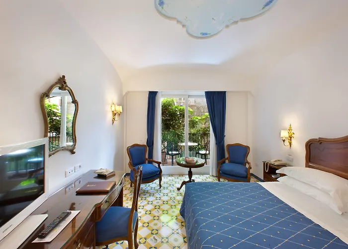 Grand La Favorita 5*