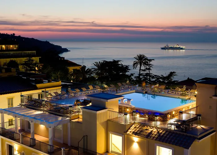 Grand La Favorita 5*