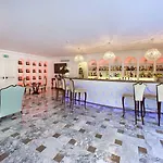 Hotel Grand La Favorita
