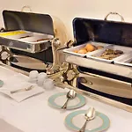 Grand La Favorita Hotel