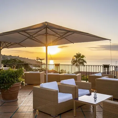 Grand La Favorita Sorrento