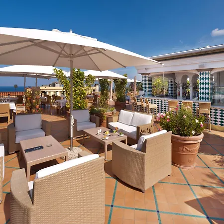 拉费沃利塔大酒店