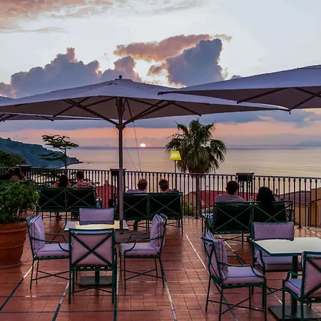 Grand La Favorita 5* Sorrento