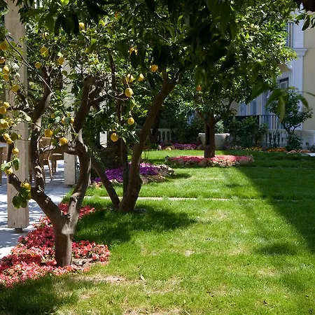 Grand La Favorita Sorrento