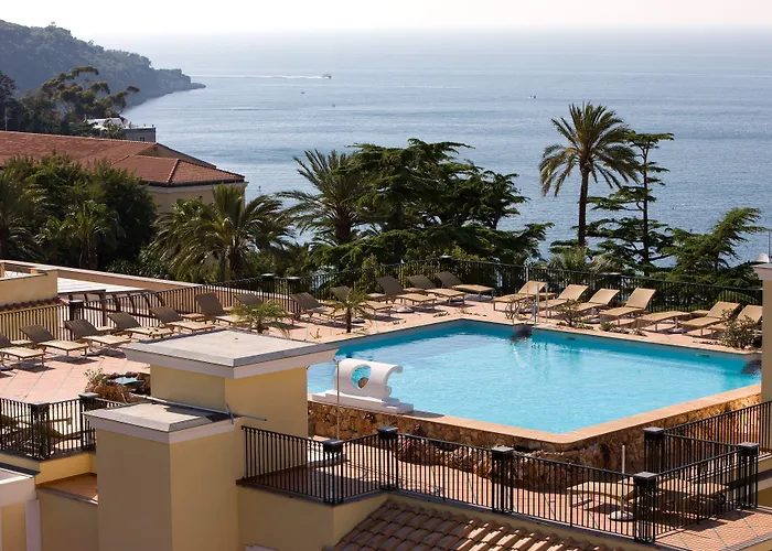 Grand La Favorita 5*